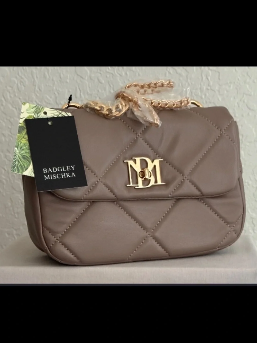 Badgley Mischka NWT Quilted Taupe Crossbody Bag